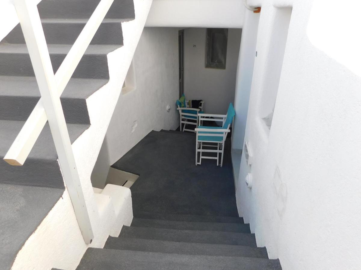 Calm Center Rooms Φηρά Εξωτερικό φωτογραφία