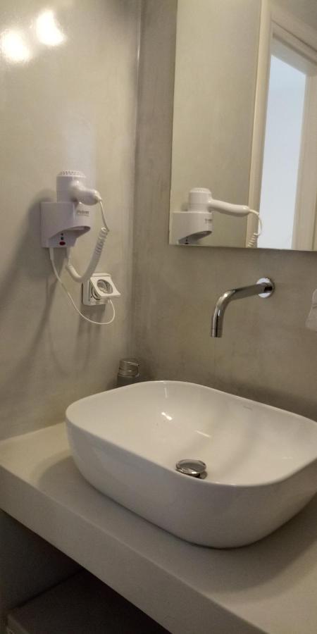 Calm Center Rooms Φηρά Εξωτερικό φωτογραφία